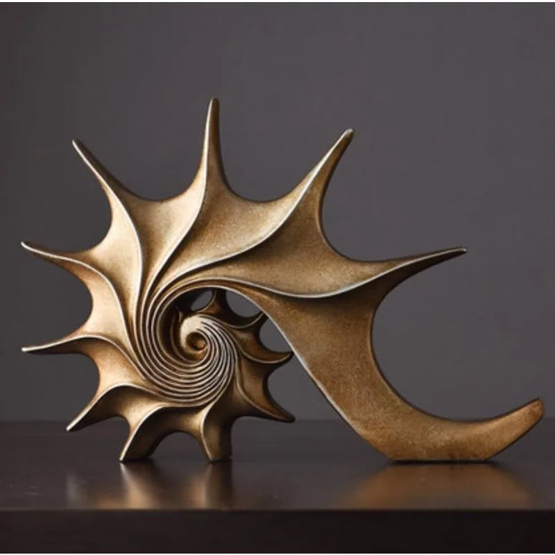 Luxury Conch Shell Statue – Modern Resin Ocean Decor Sculpture (Gold or Blue)