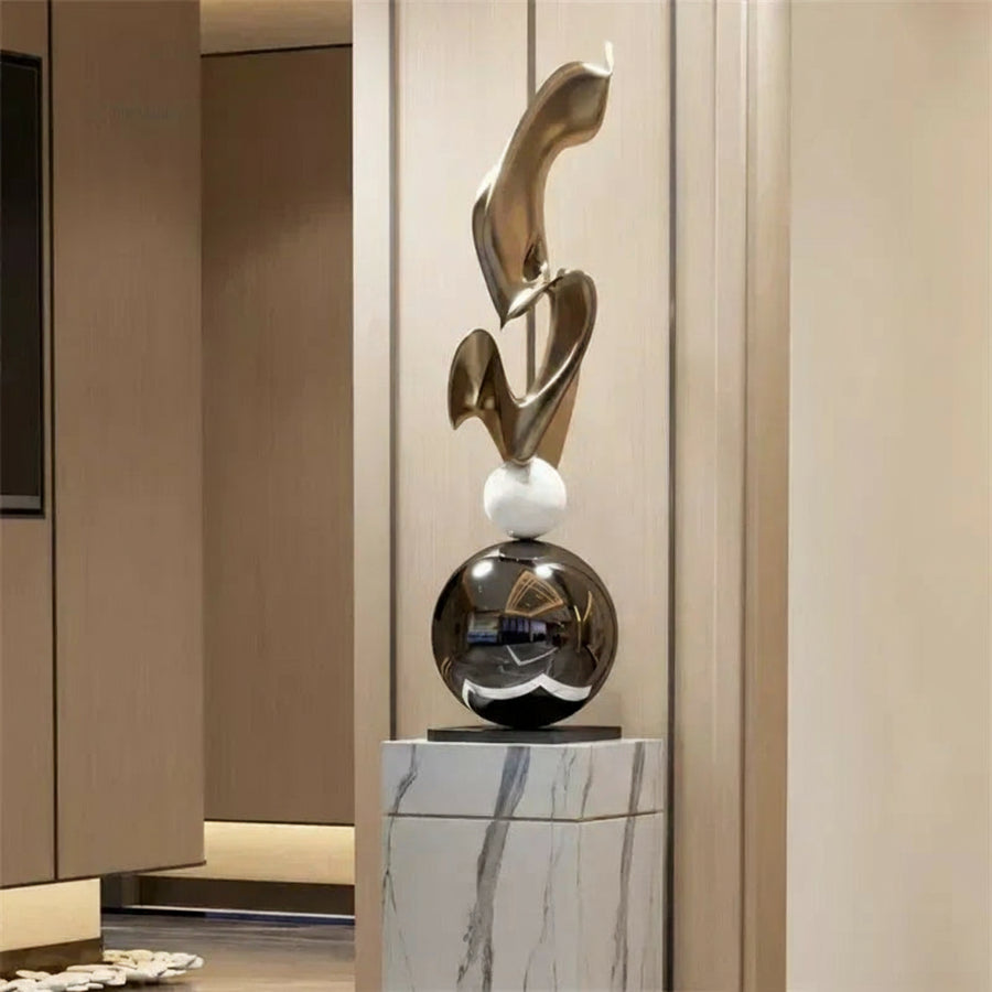 Nordic Large-Scale Metal Floor Sculpture – Designer Luxury Statement Piece Interior Decoration