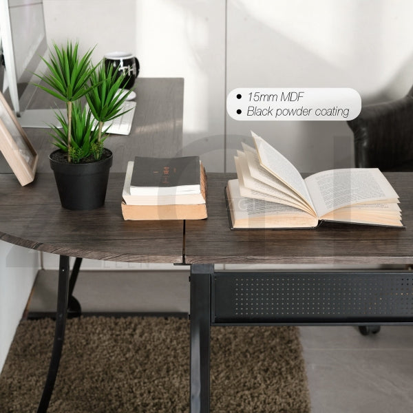 Simple And Versatile Desk