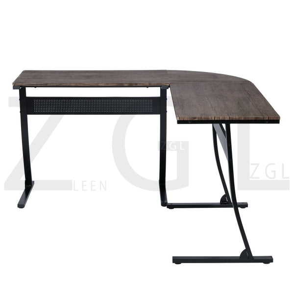 Simple And Versatile Desk
